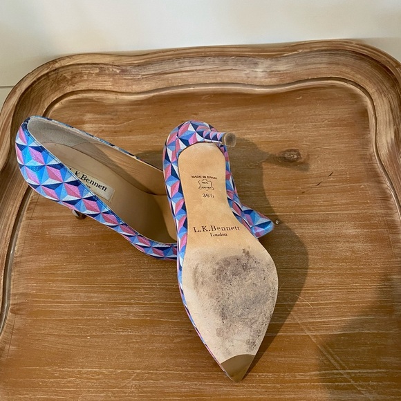 LK Bennett Geometric Heels - Picture 5 of 7